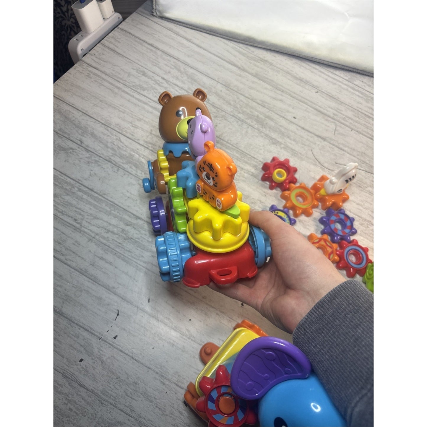 VTech GearZooz Roll and Roar Animal Train Musical Gears Smart Play WORKS