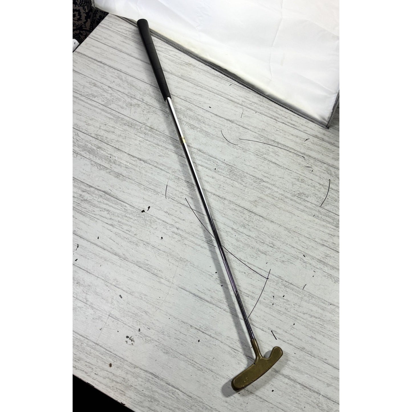Titleist Acushnet Bullseye Standard Putter 35" Brass Blade | Original Grip