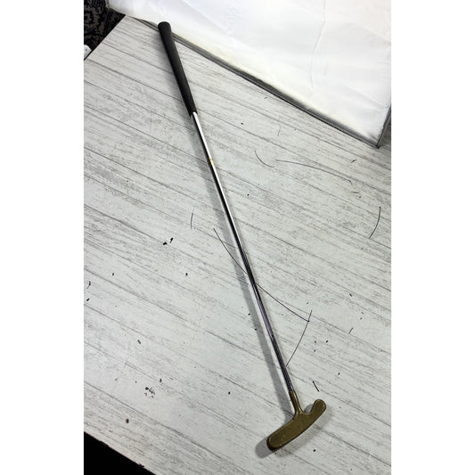 Titleist Acushnet Bullseye Standard Putter 35" Brass Blade | Original Grip