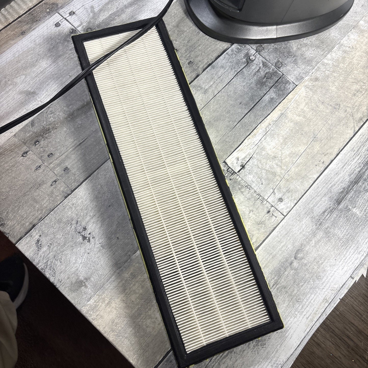 GermGuardian 22‑Inch Tower 4‑in‑1 Air Purifier Model AC4825 –TESTED