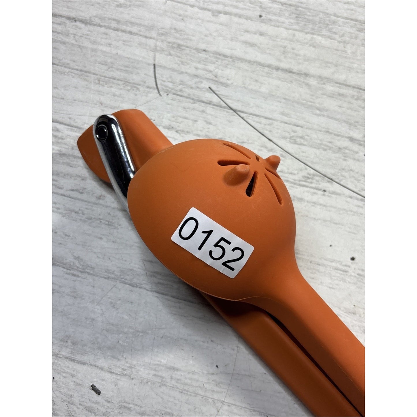 Chef'n Fresh Force Orange Citrus Squeezer/Juicer Handheld Press 12.75" Long