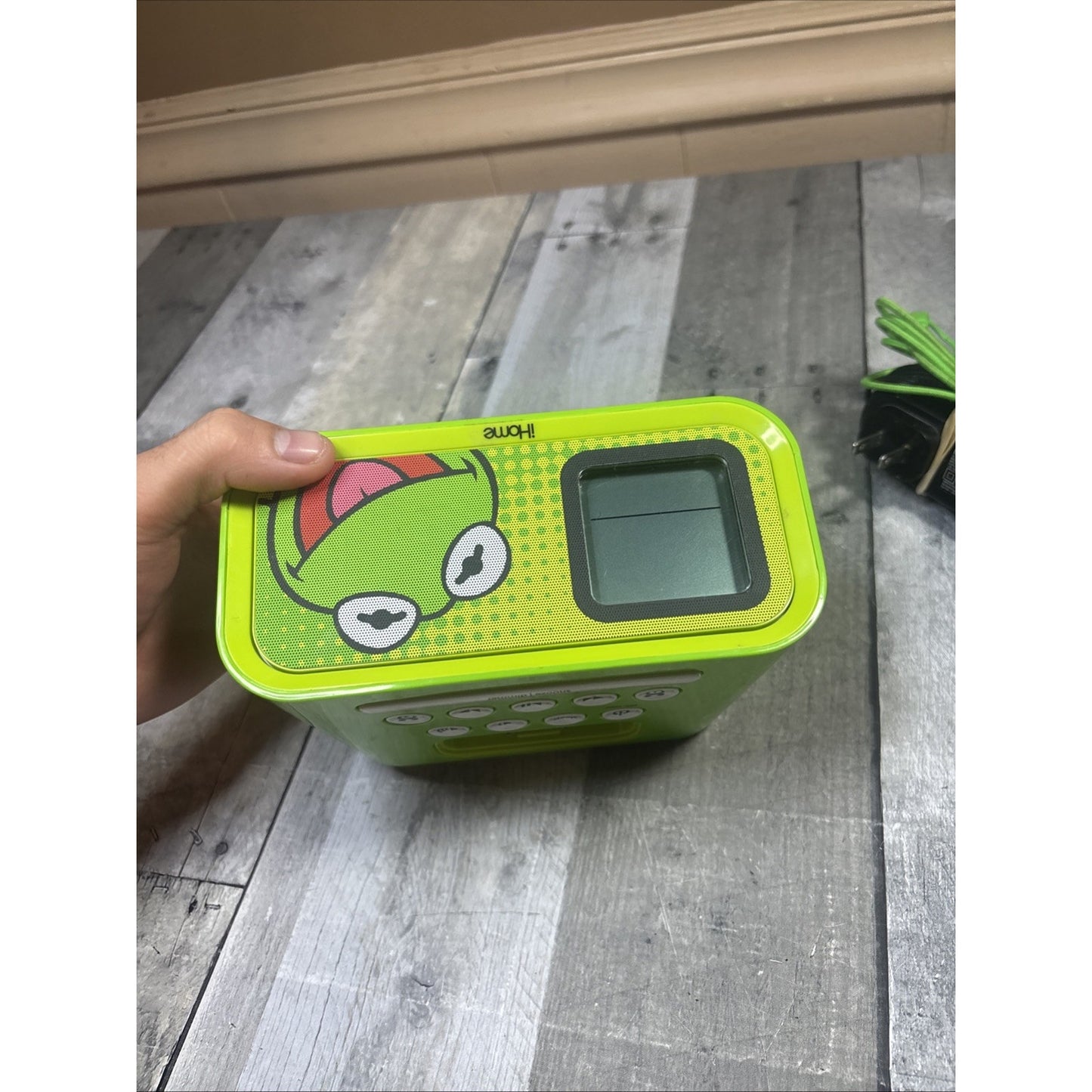 iHome Alarm Clock w/ iPod Dock Kermit DK-H22 RARE Tested & Working w/ Cables