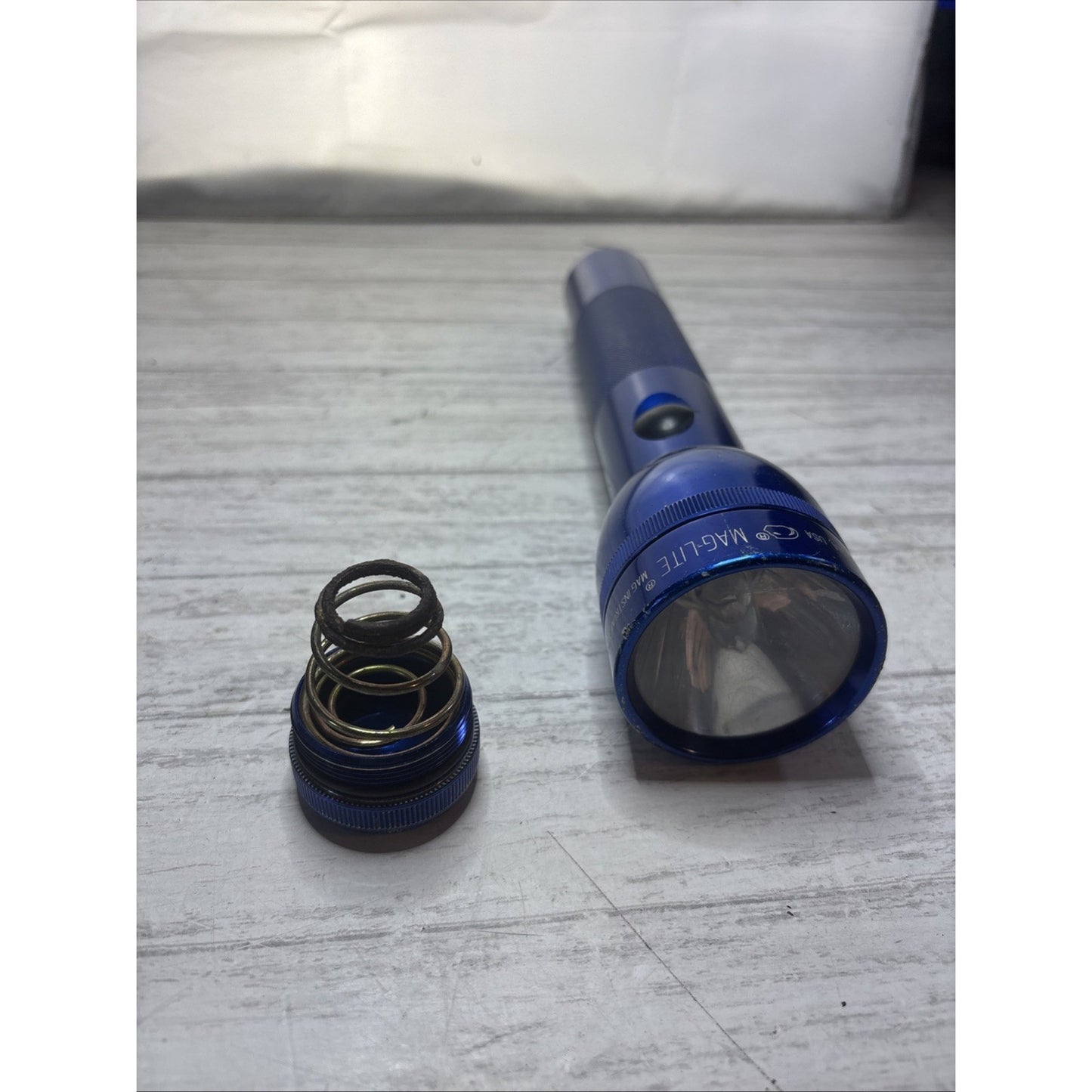 MAG-LITE LARGE 2 D Cell MAGLITE 10” Blue Flashlight Made In USA Ontario VTG