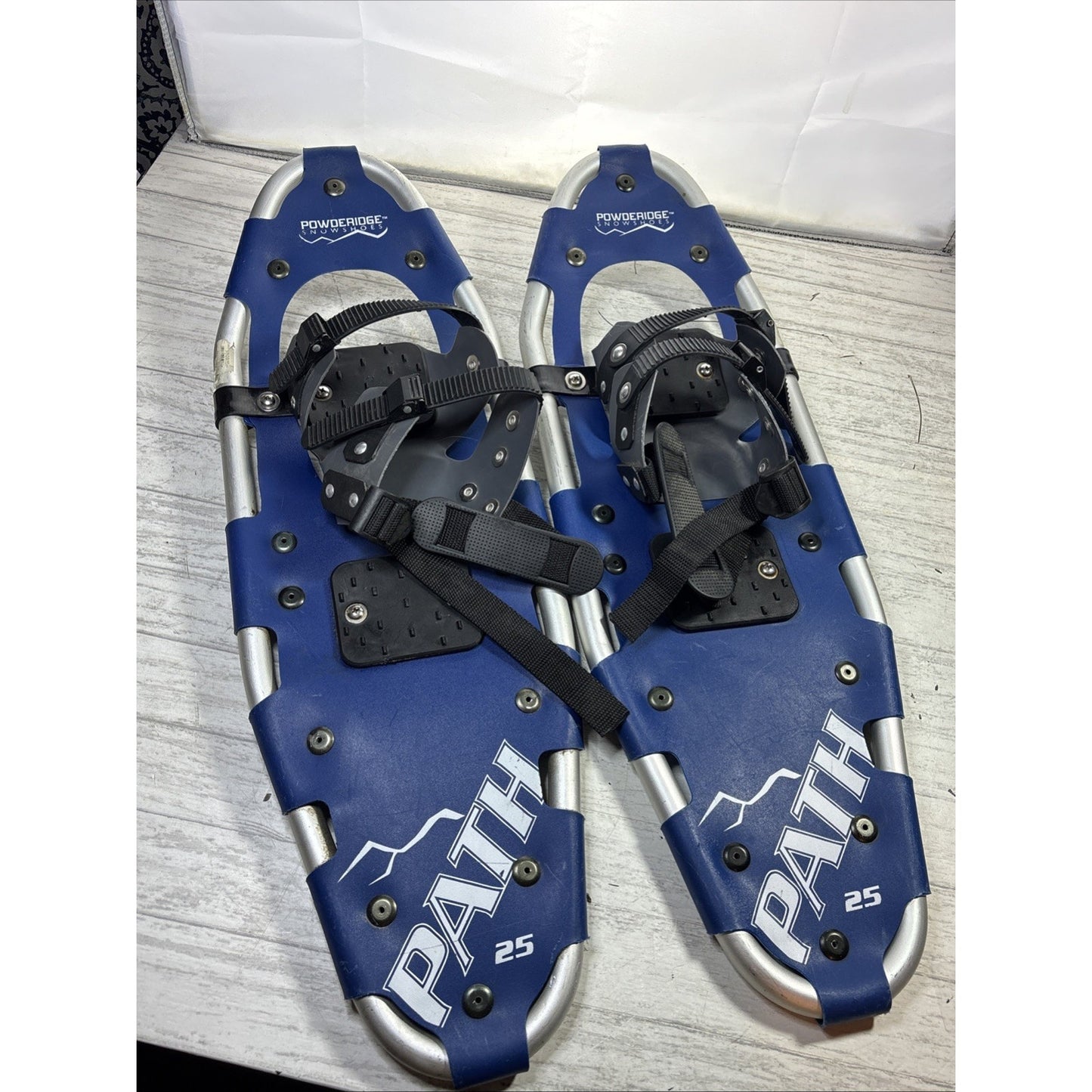 Pair Powderidge 'Path 25' Blue Snow Shoes, 8" x 25” Worn 2x's Quick Click EUC