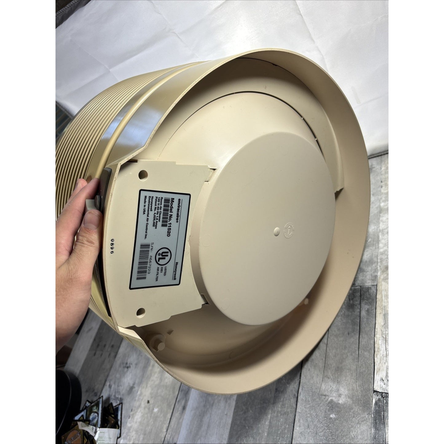 Honeywell Enviracaire True HEPA Air Purifier Model #11520 Tested Working.