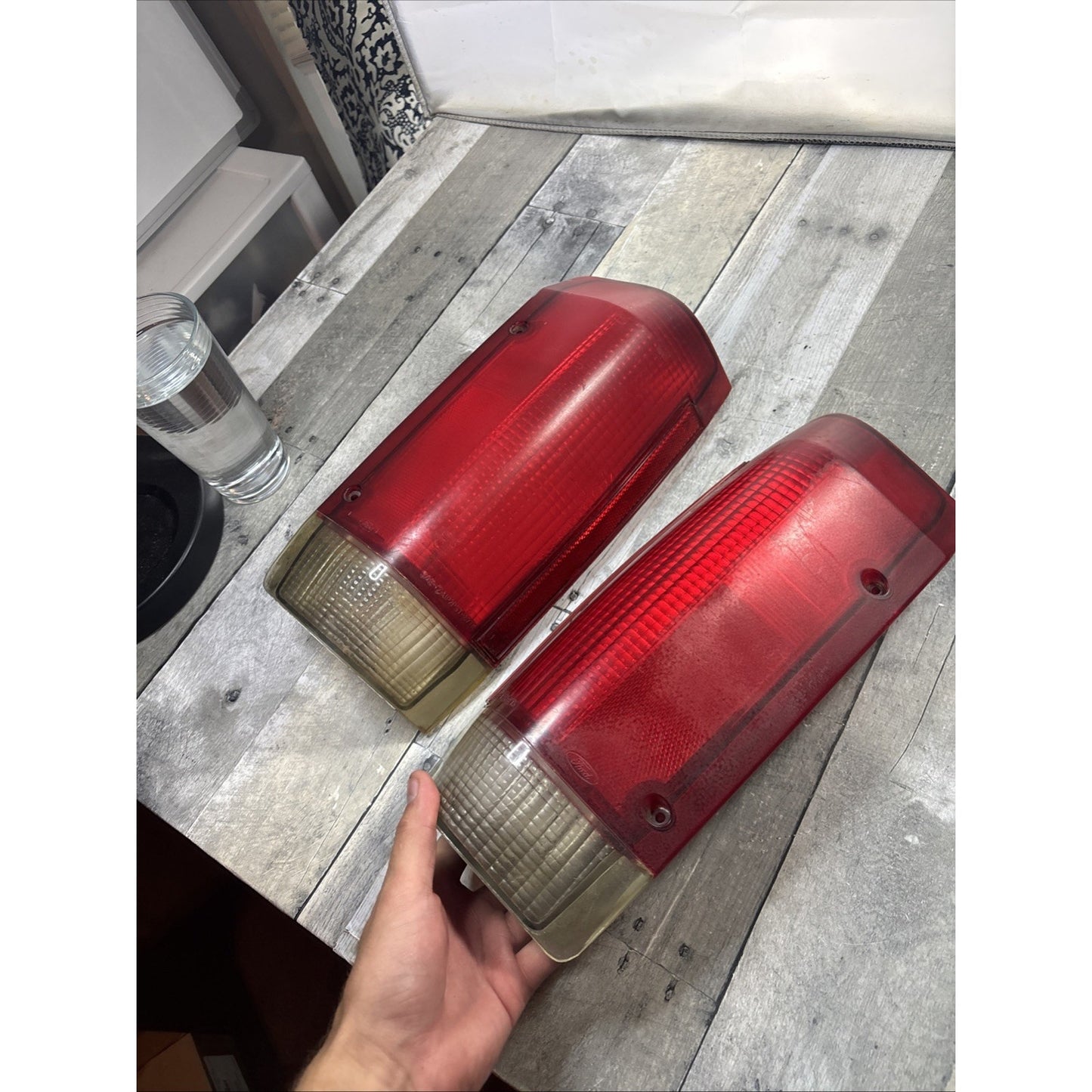 89-97 Ford Bronco F-150 F-250 F-350 OEM LH/RH Pair Tail Lights PN:E8TB-13440-AB