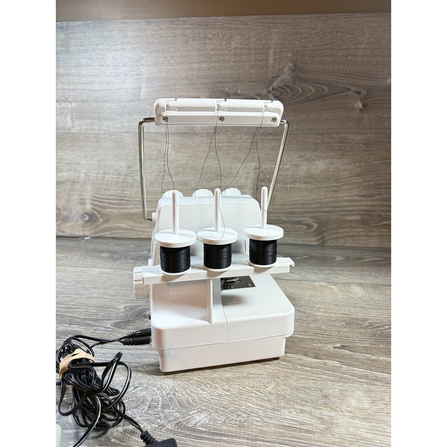 Singer Tiny Serger TS380A Overedging w/ Pedal & Power Cord Portable Tested