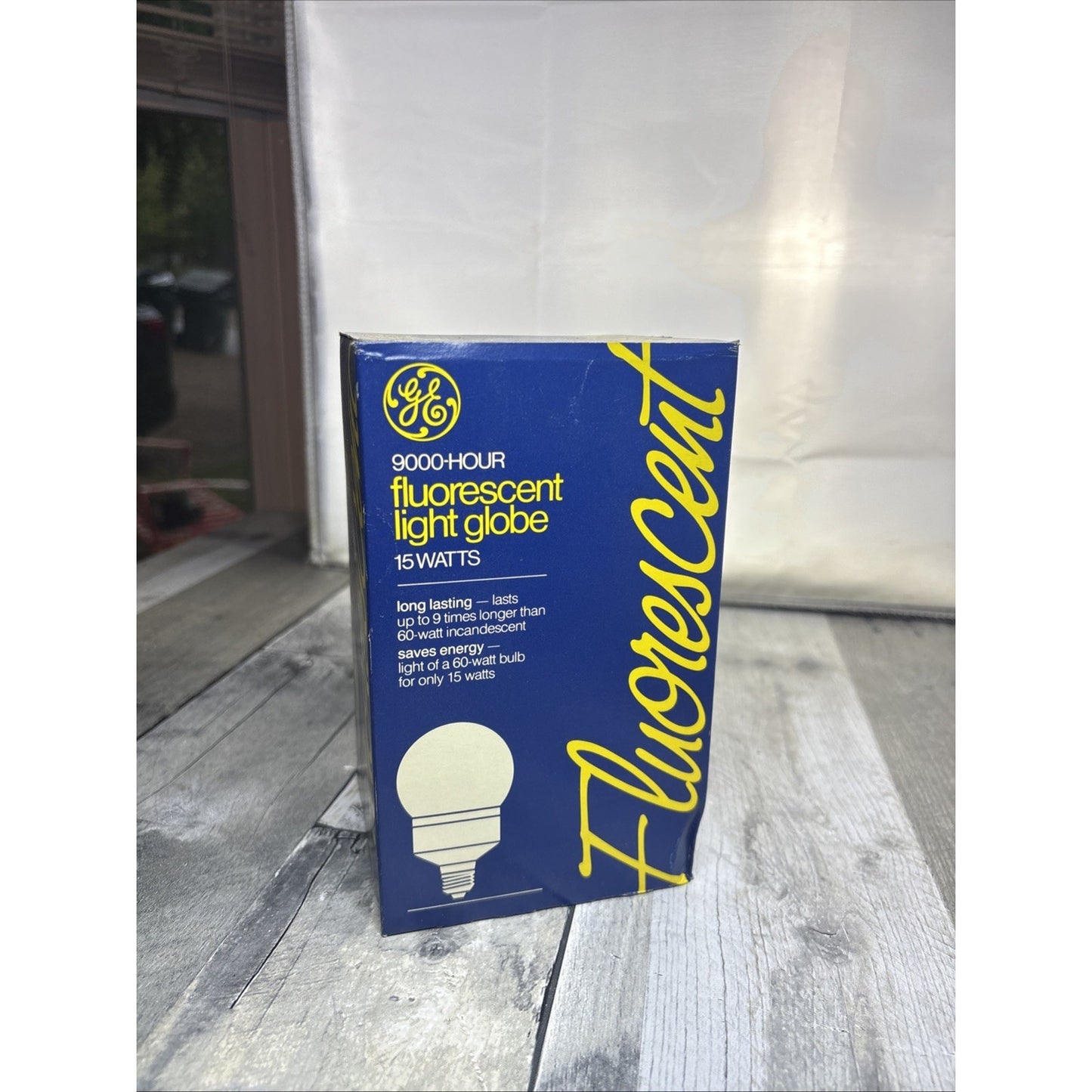 GE 9000 Hour 15 WATT Energy Saving Fluorescent Light Bulb Standard Base FLB15
