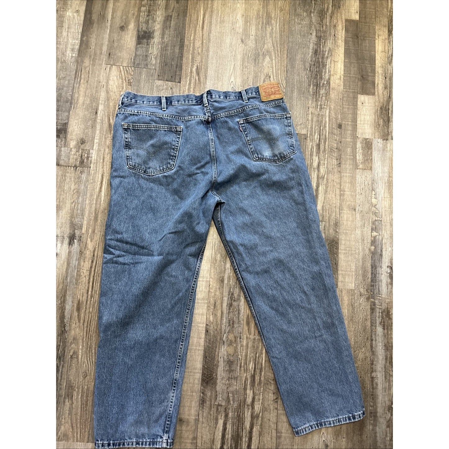 Levis 550 Relaxed Fit Jeans Mens 46x32 Medium Wash Blue Denim 100% Cotton