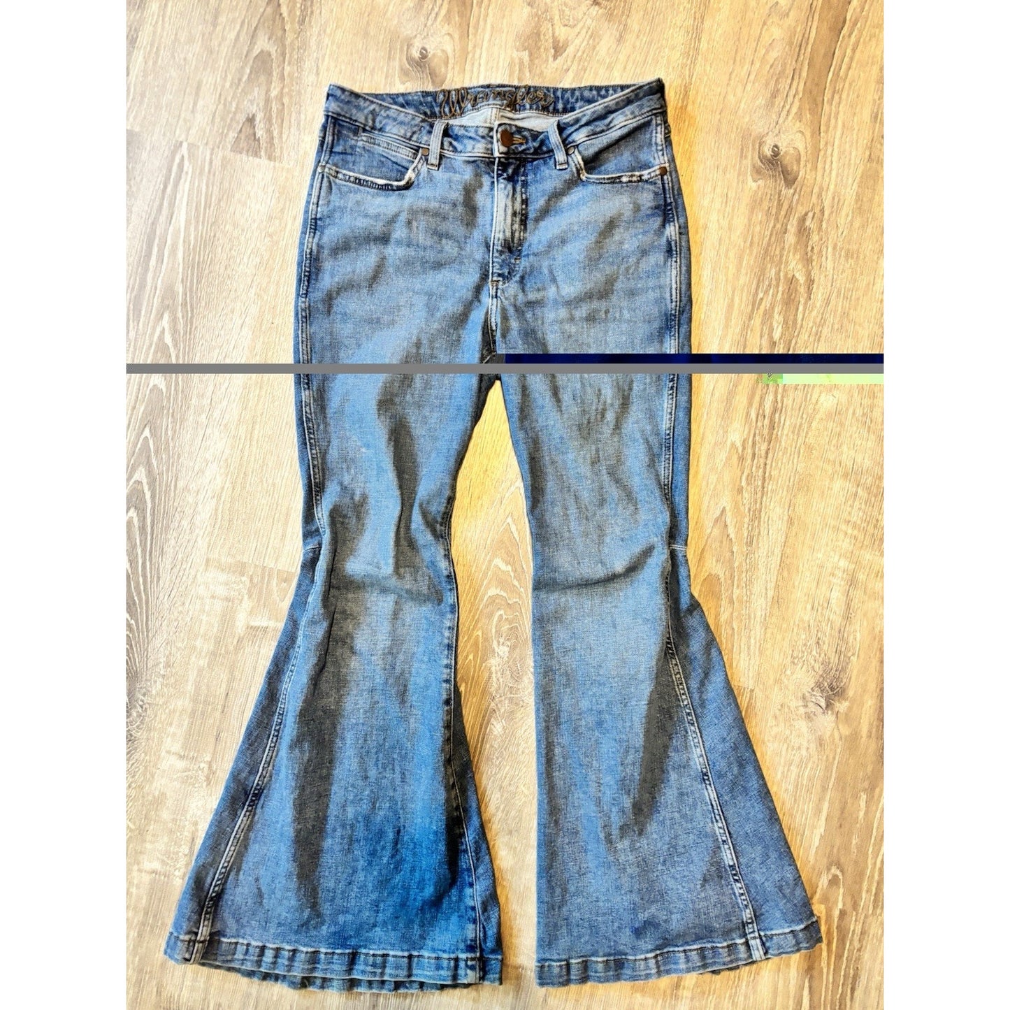 Wrangler Retro Women’s High Rise Trumpet Flare Jeans 26x36 Paige Hemp Blend