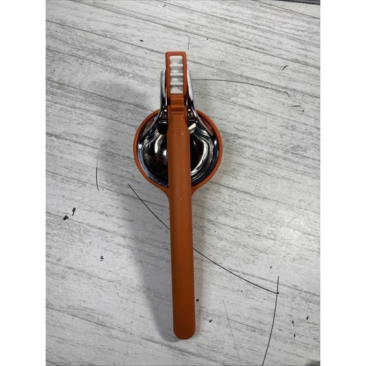 Chef'n Fresh Force Orange Citrus Squeezer/Juicer Handheld Press 12.75" Long
