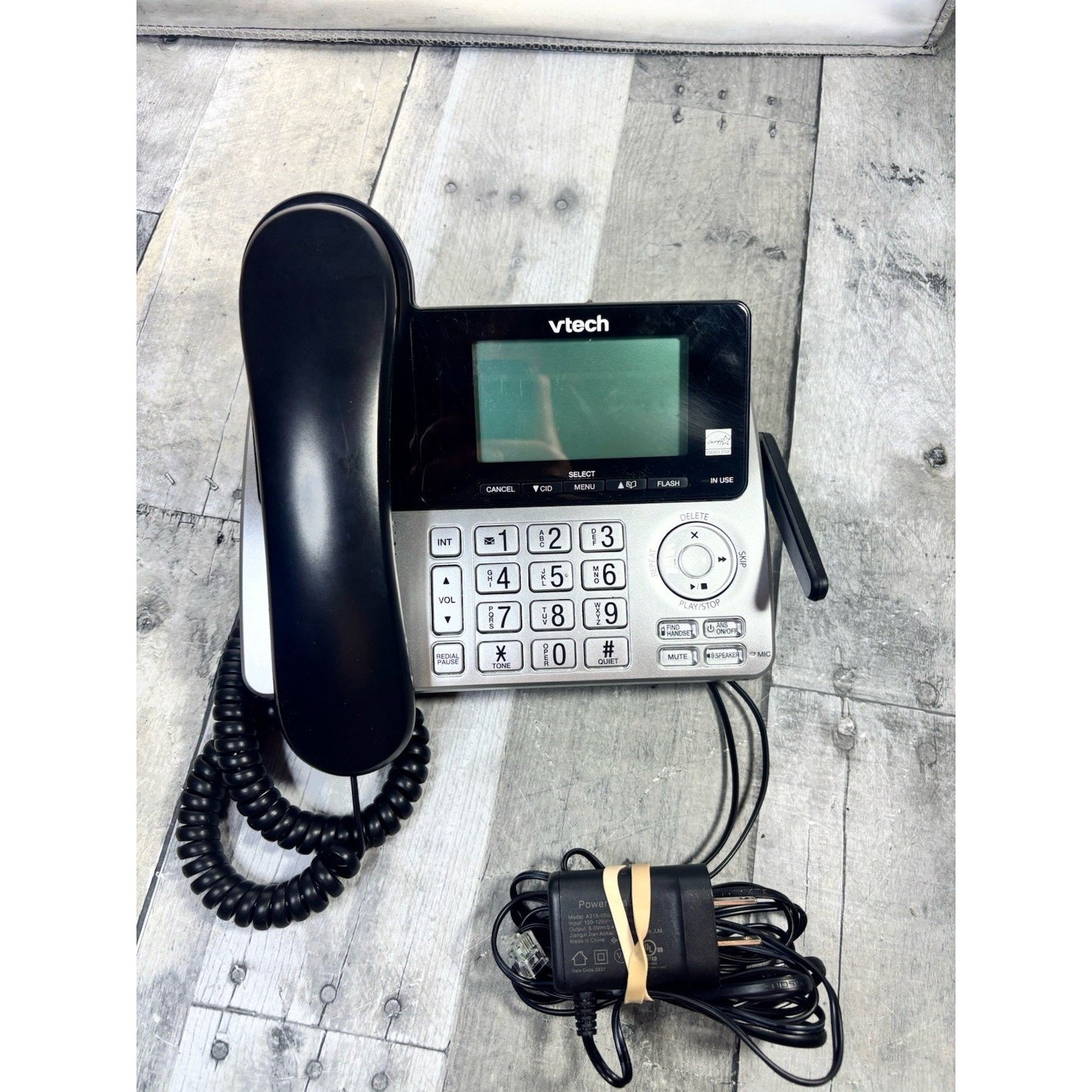 VTech CS5249 Corded Phone w Digital Answering Machine Caller ID Tested READ
