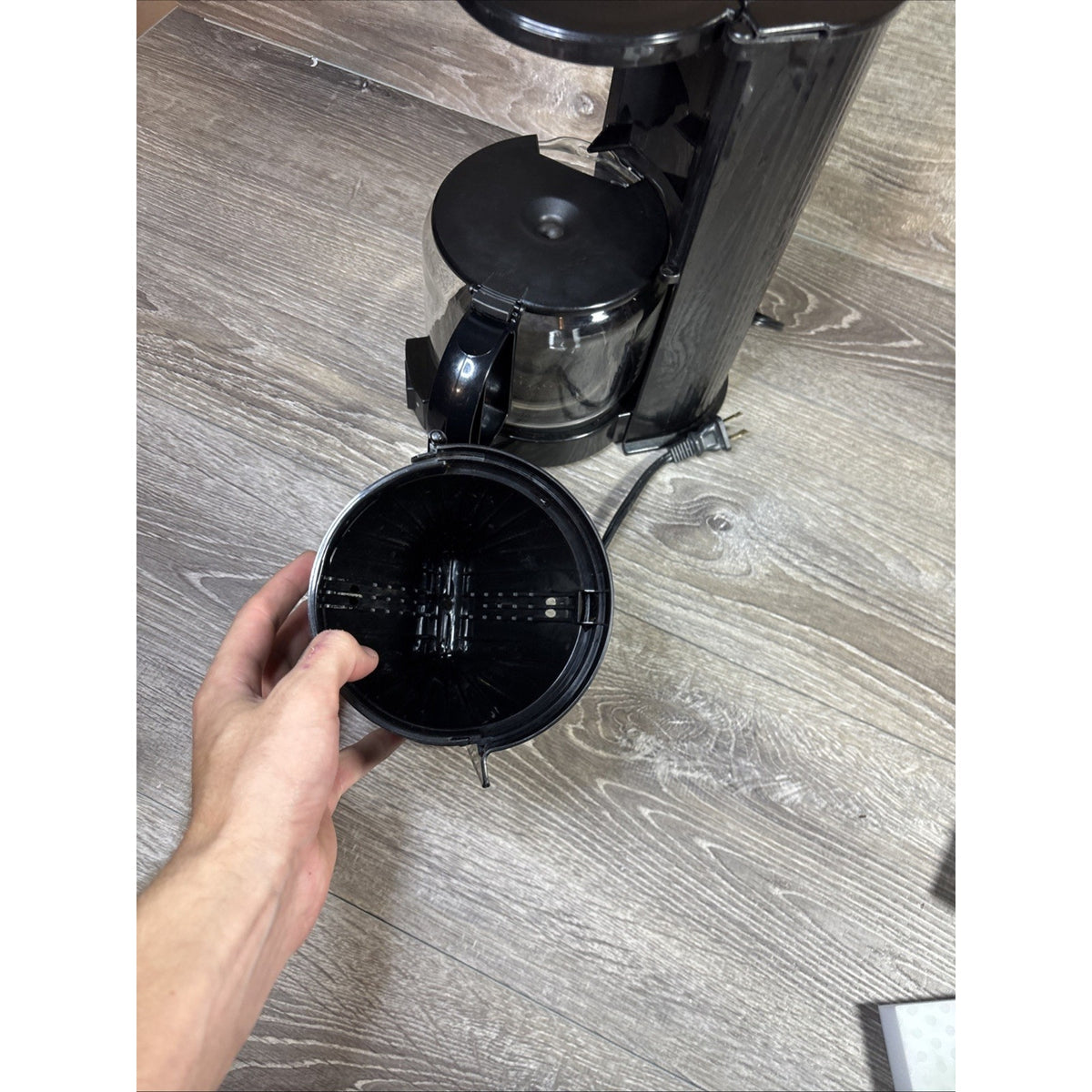 Braun Aromaster KF 400 10 Cup Coffee Maker Black Type 4085 w/ Flavor Seal Carafe