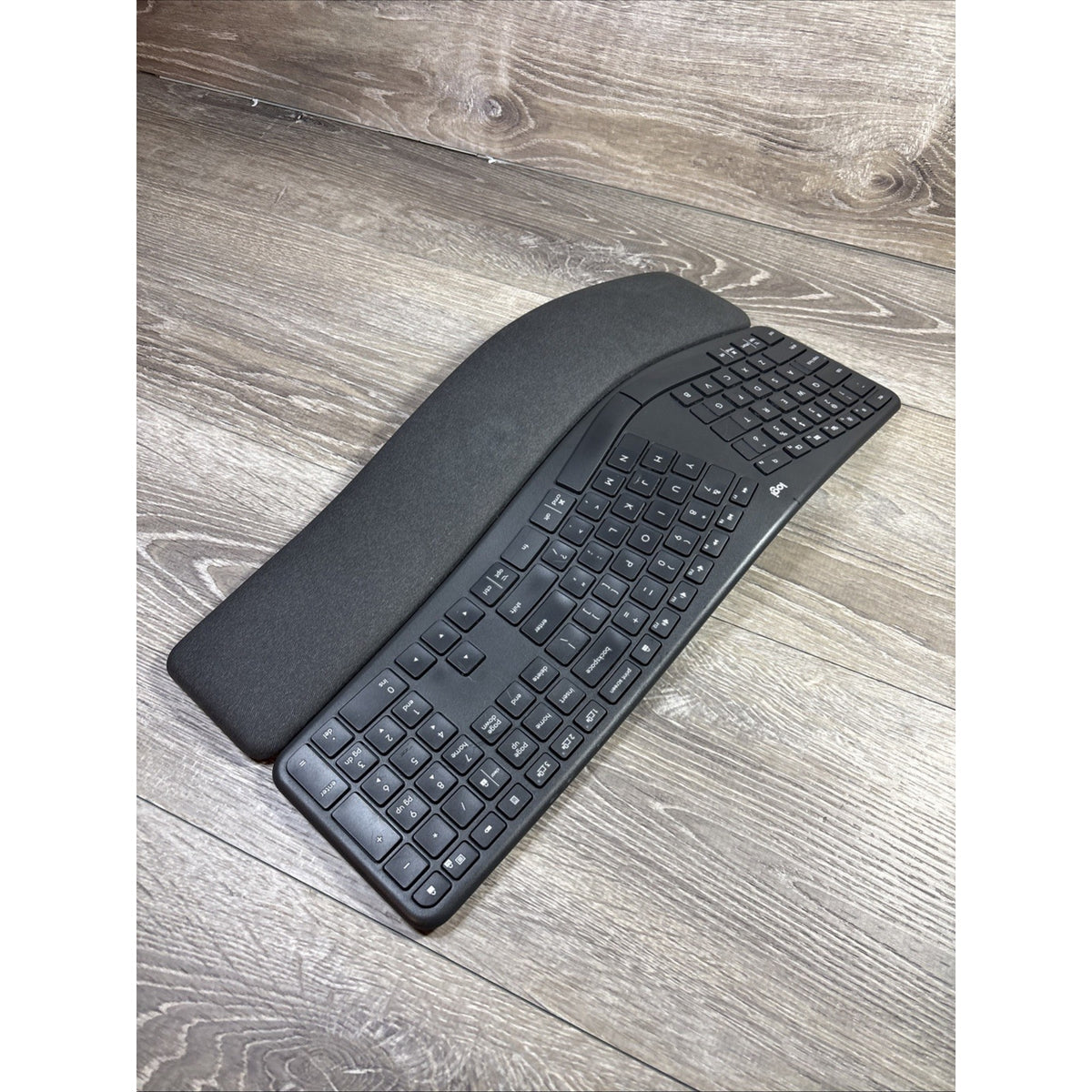 Logitech ERGO K860 Split Wireless Ergonomic Keyboard Black W/ USB Dongle