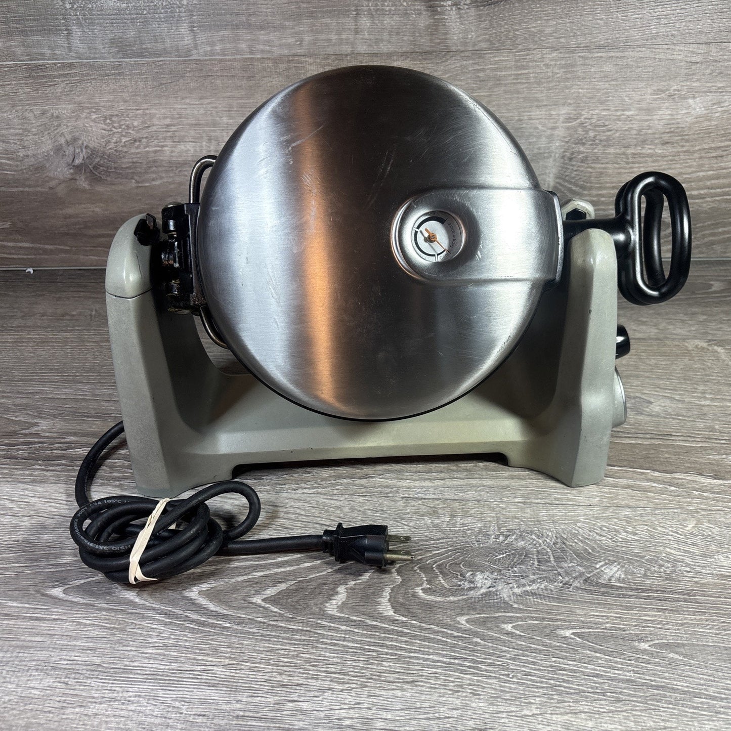 KitchenAid KPWB100 Pro Line Series Rotating Dual Belgian Waffle Maker Stainless
