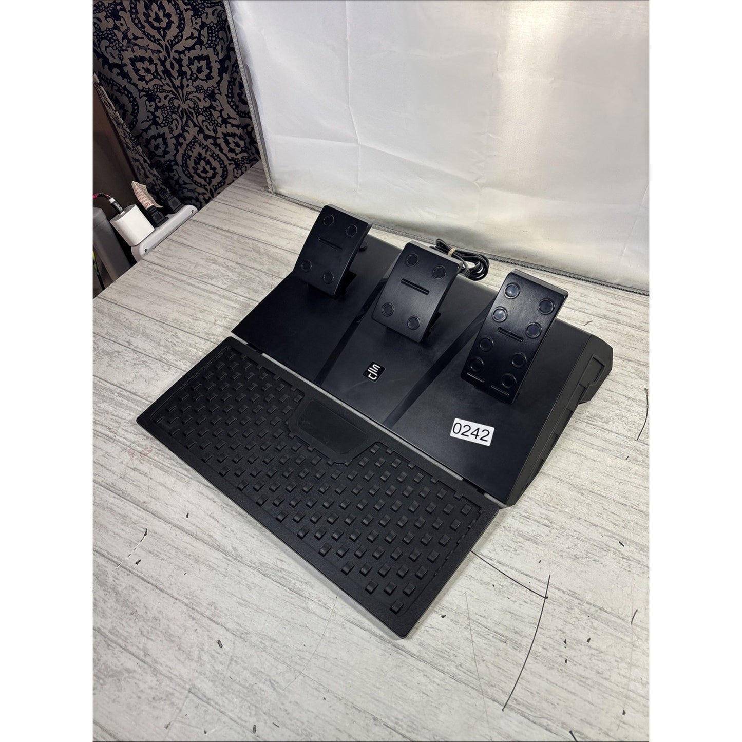 Subsonic Superdrive GS850-X Gaming Pedals Only Great Condition