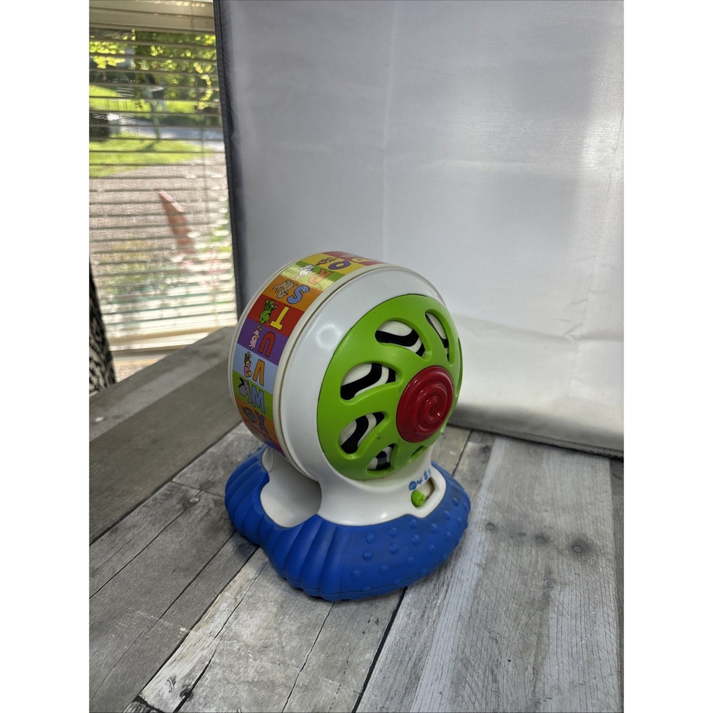 LeapFrog Sing And Spin Alphabet Zoo - Letter, Animal & Music Learning Modes