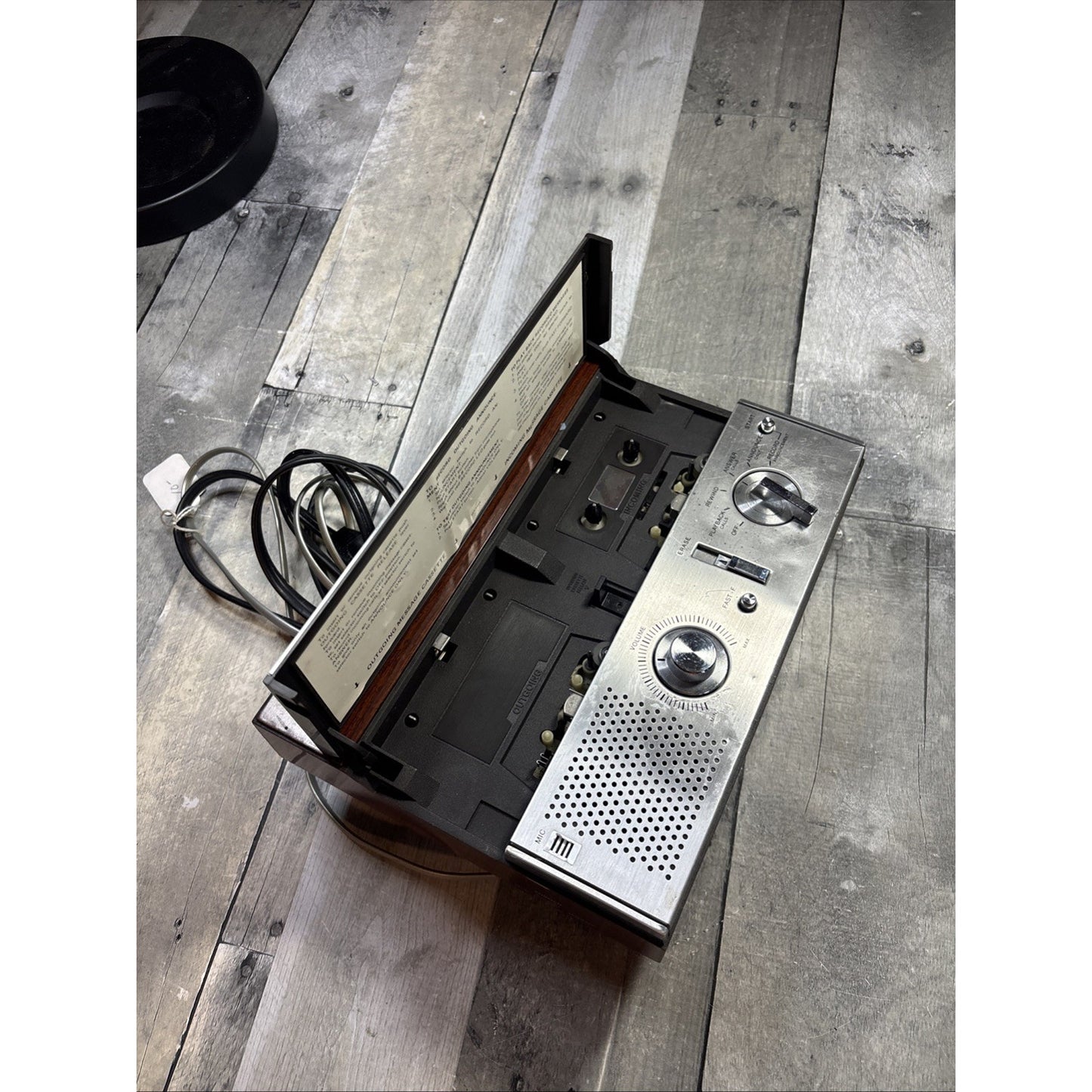 Radio Shack Duofone TAD112A Cassette Telephone Answering System 1984 Vintage