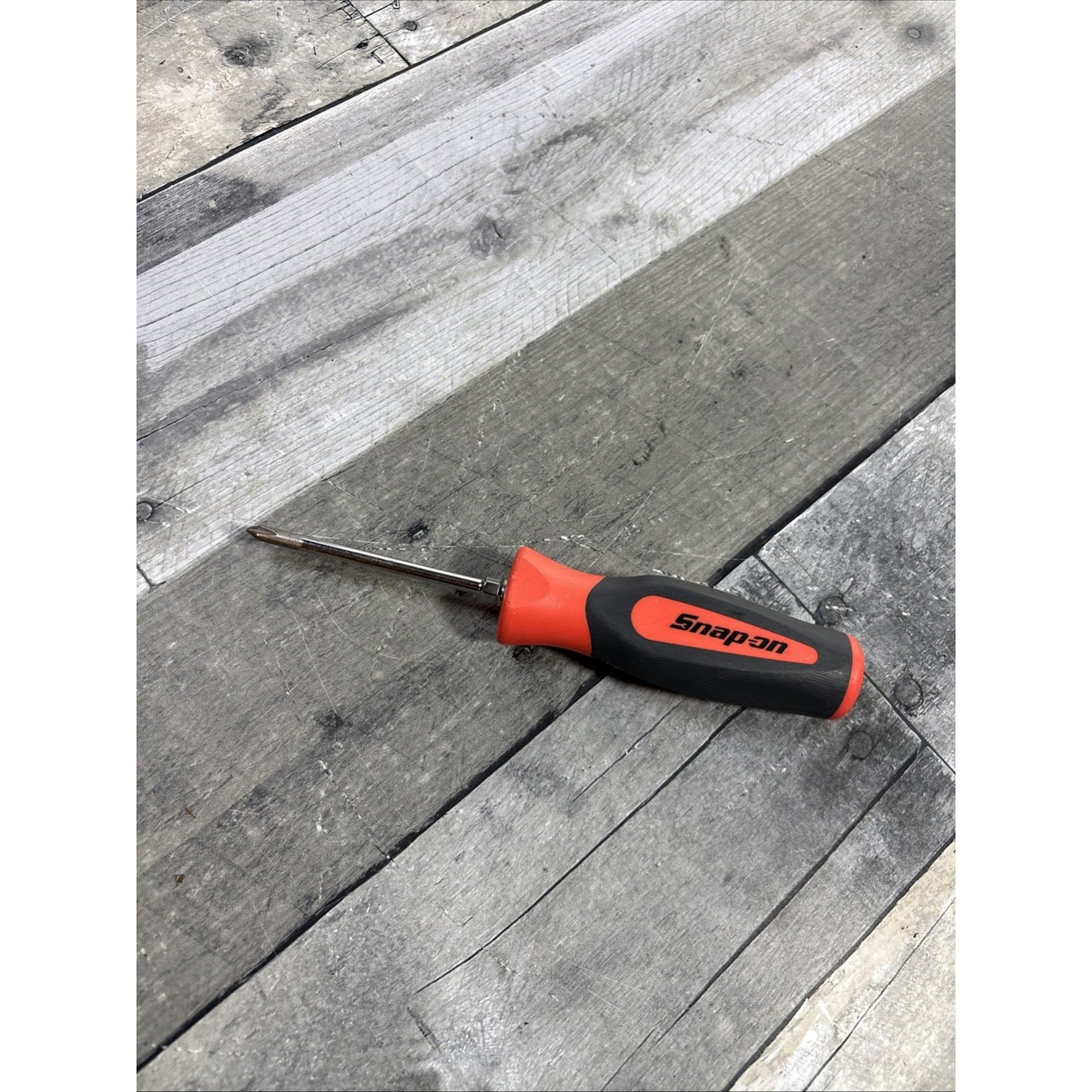 Snap-on SHDP31IR Red, Phillips No. 1 Hard-Grip Standard Screwdriver