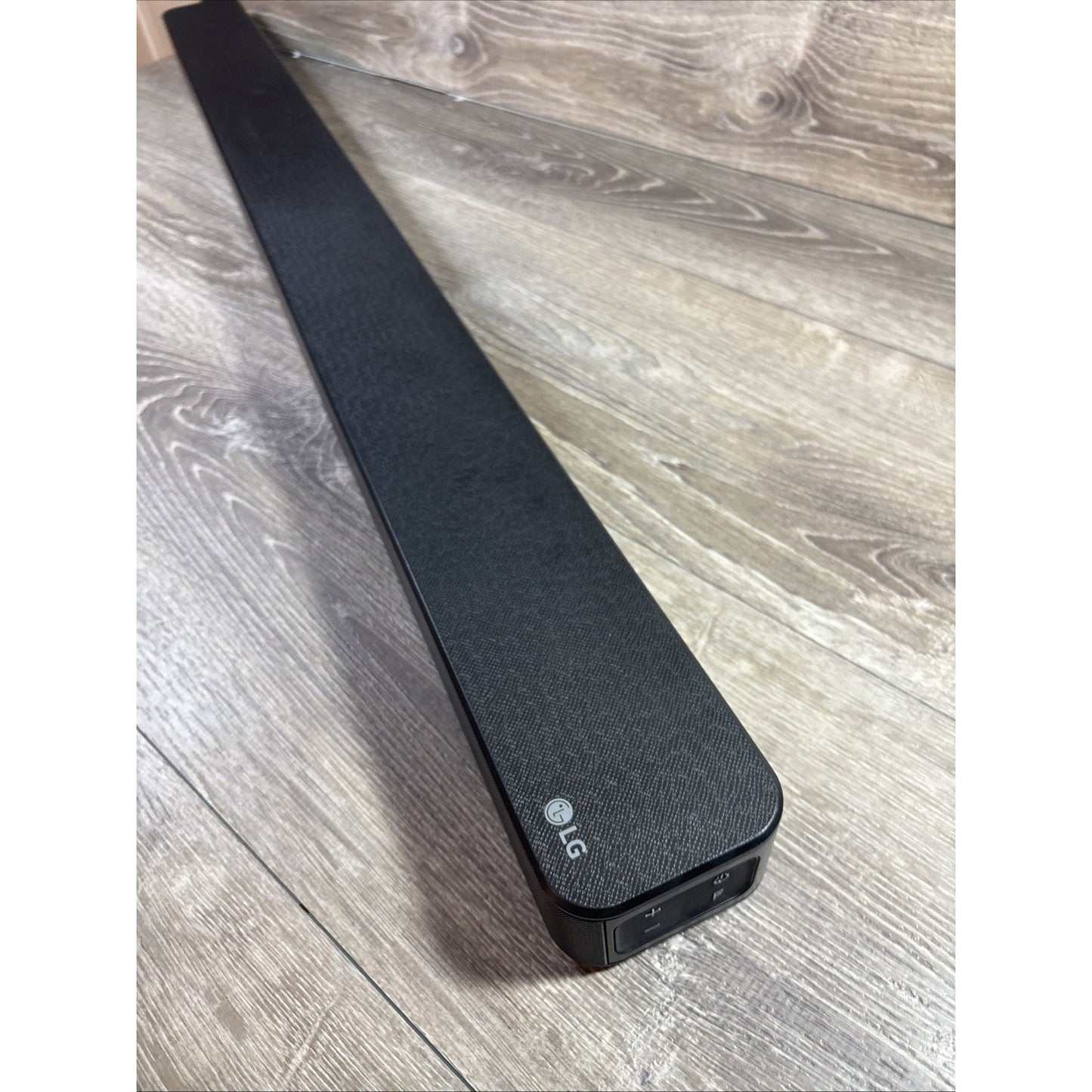 LG SN6Y Soundbar