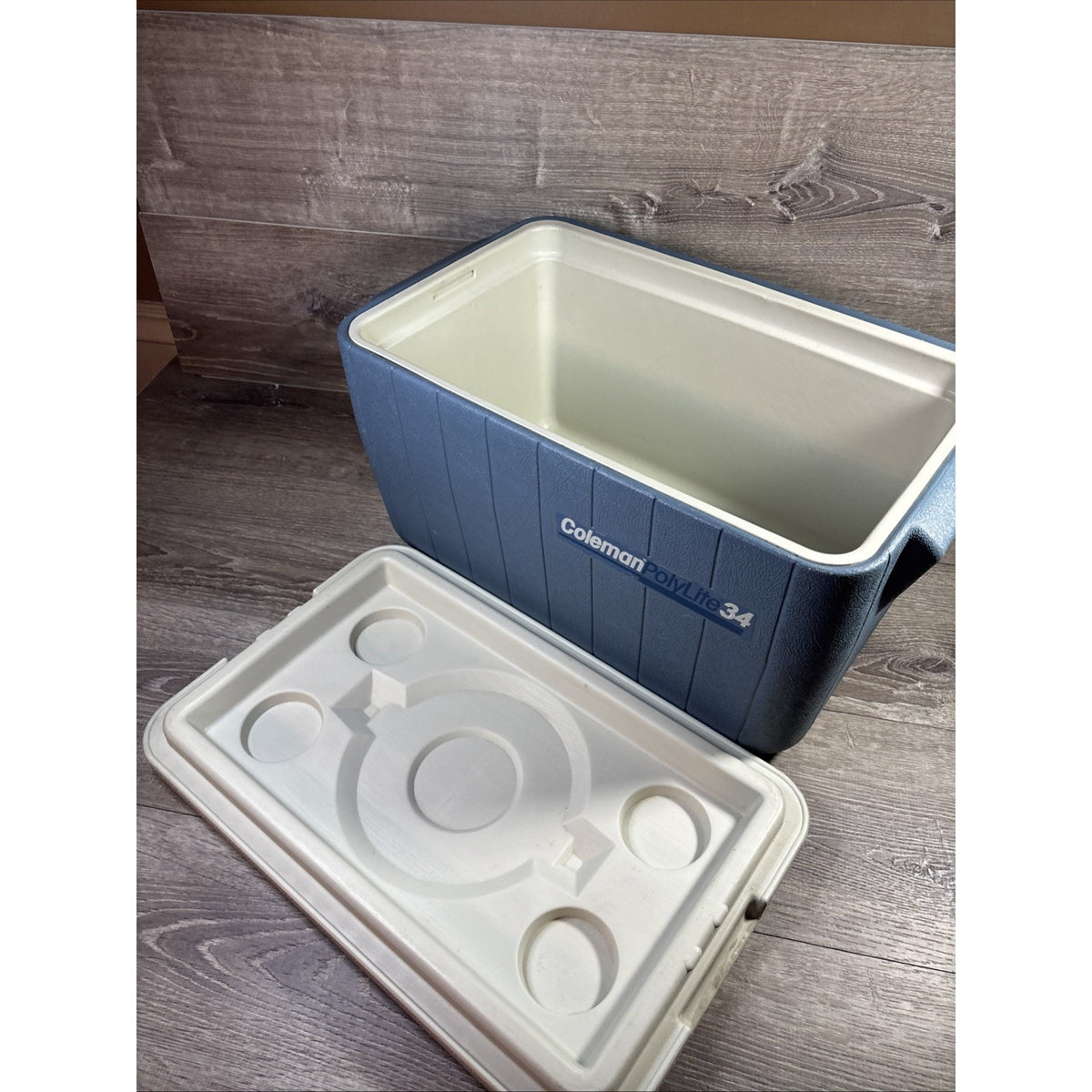 Vtg 1987 Coleman Polylite 34 Qt Cooler Blue/White Ice Chest Model 5281 Clean