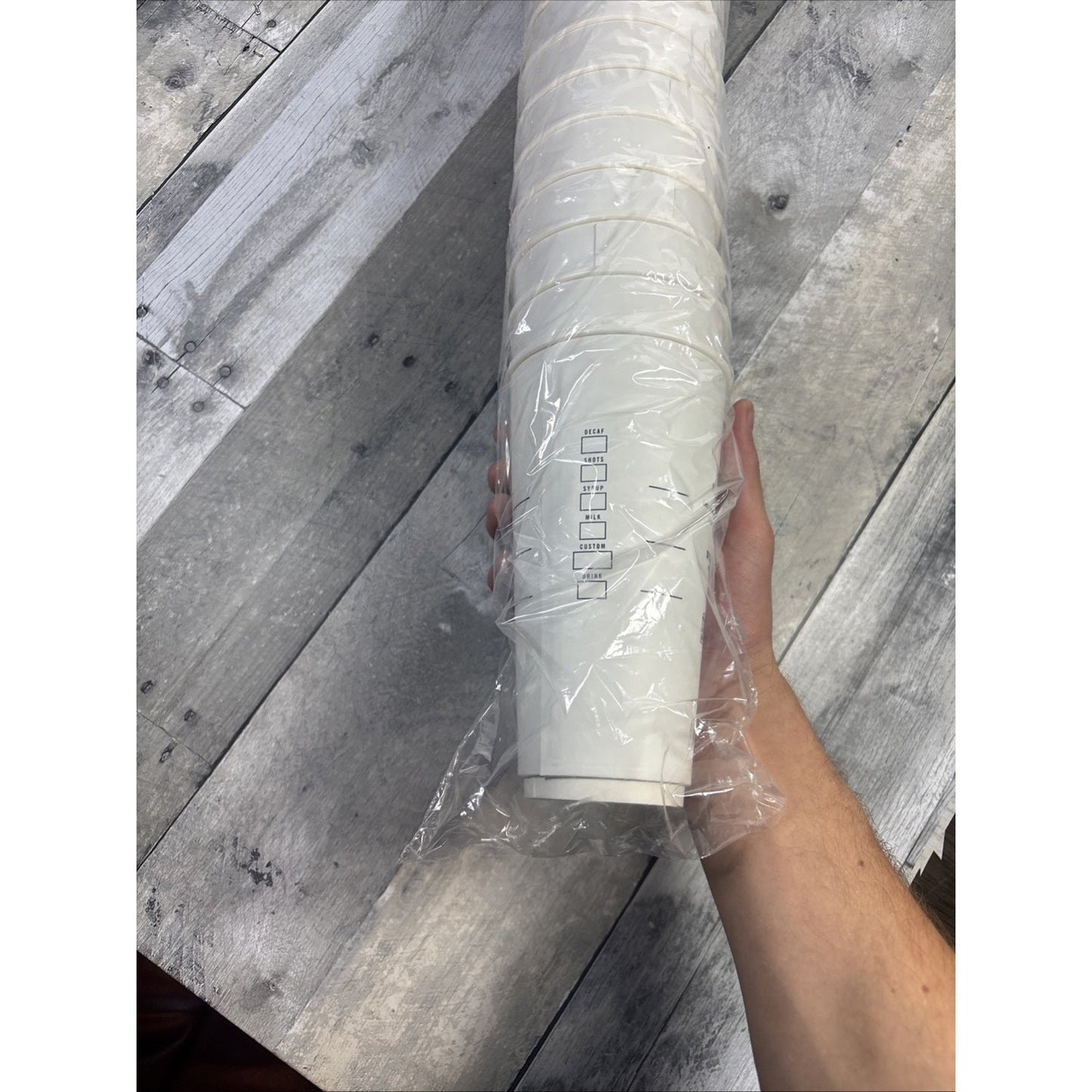 STARBUCKS Disposable PAPER CUPS Venti Large (24 Oz) New & Sealed - 15 Count