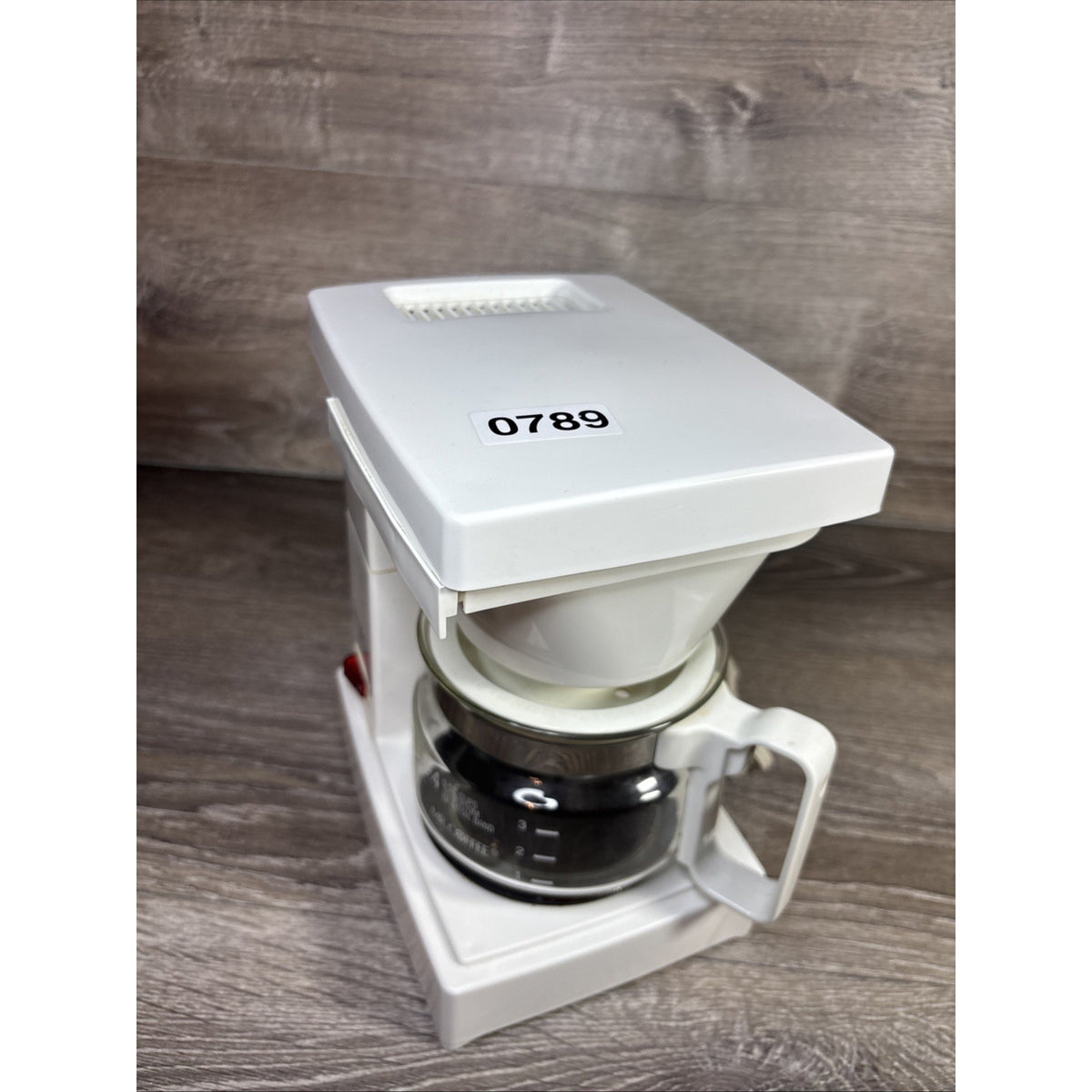 Mr Coffee Jr Mini 4 Cup Coffee Maker Model VL4 Color White