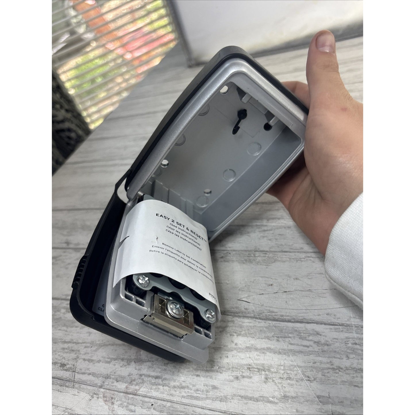 Master Lock 5423D Wall Mount Push Button Lock Box Secure Key Storage Ready 2 Use