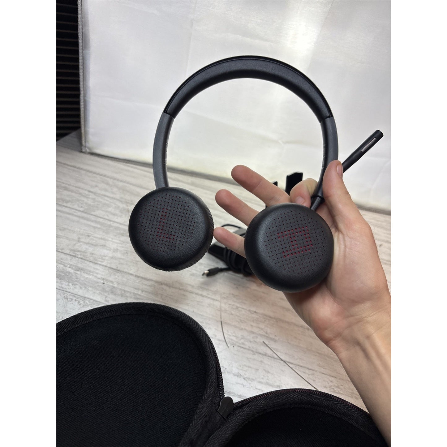 Poly Voyager 4320 Bluetooth Wireless Headset with USB-C Dock - Tested Clean