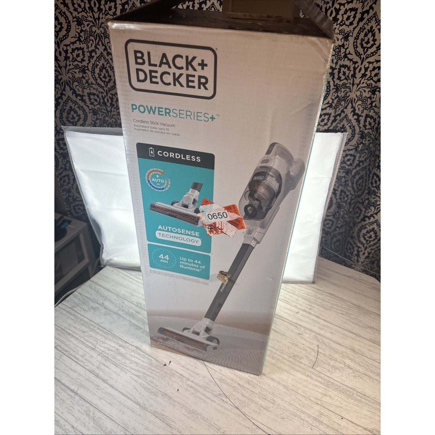 BLACK+DECKER POWER SERIES+ 16V MAX Cordless Stick Vacuum BHFEA520J