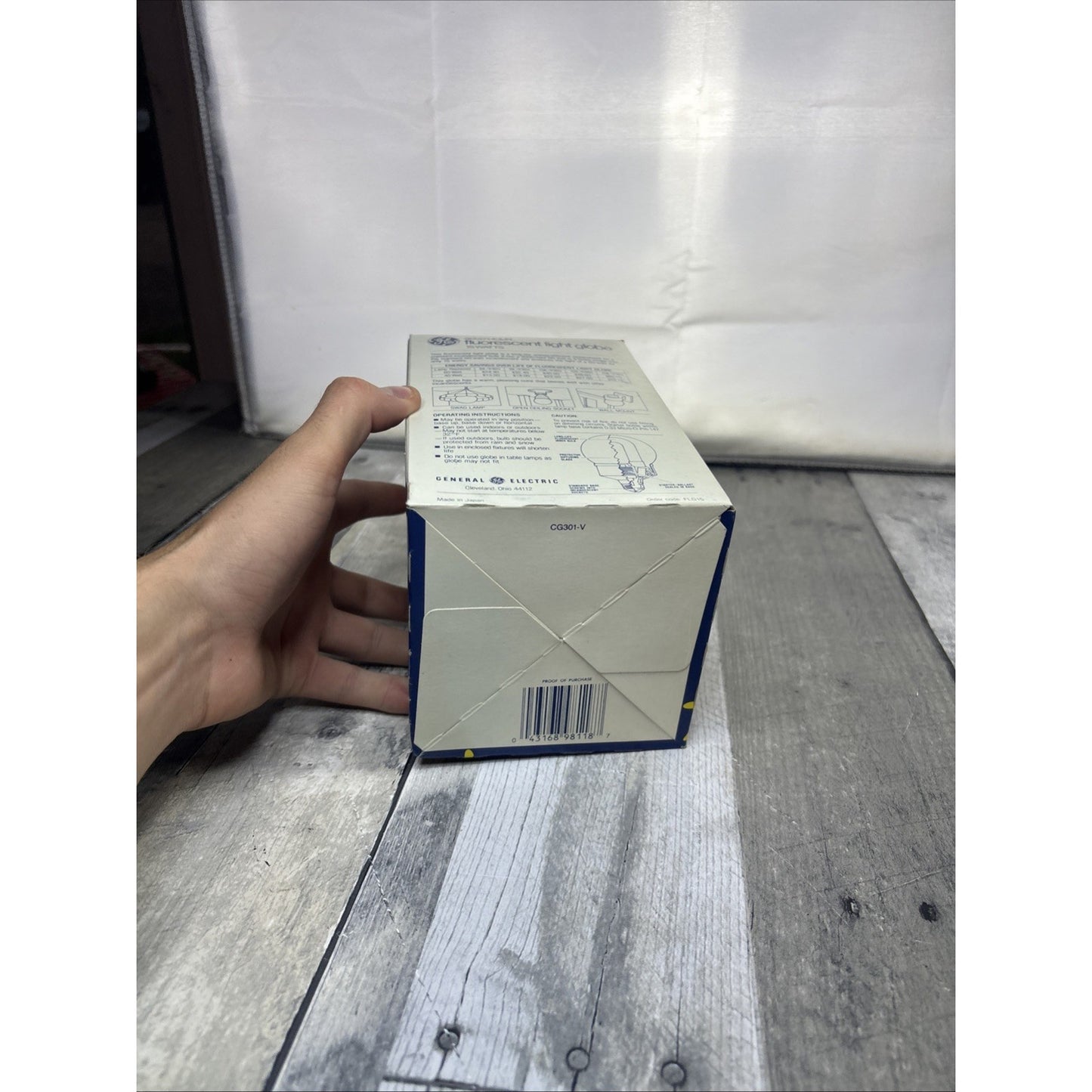 GE 9000 Hour 15 WATT Energy Saving Fluorescent Light Bulb Standard Base FLB15