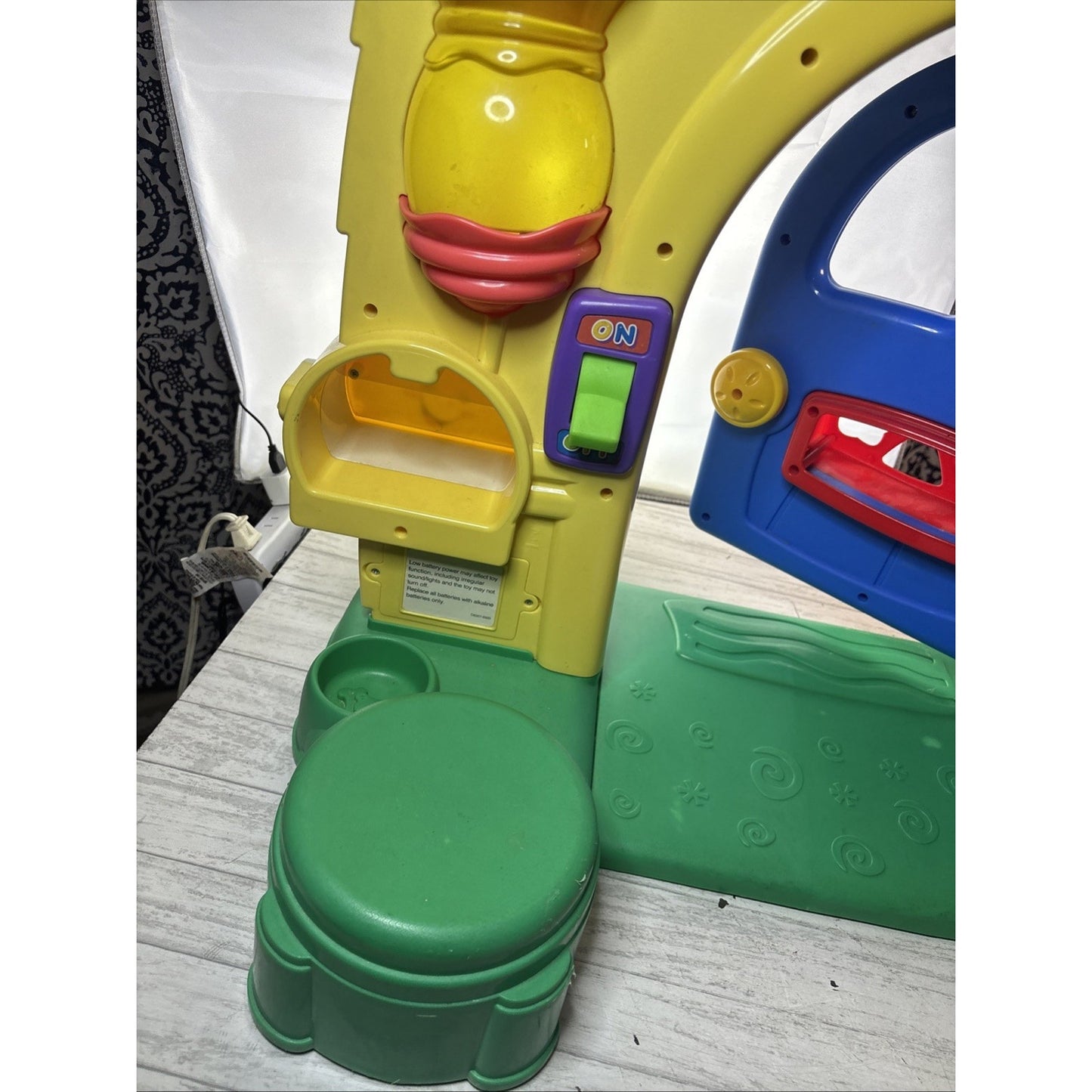 Vintage 2004 Fisher Price Laugh And Learn House - 2 Interactive Play Modes
