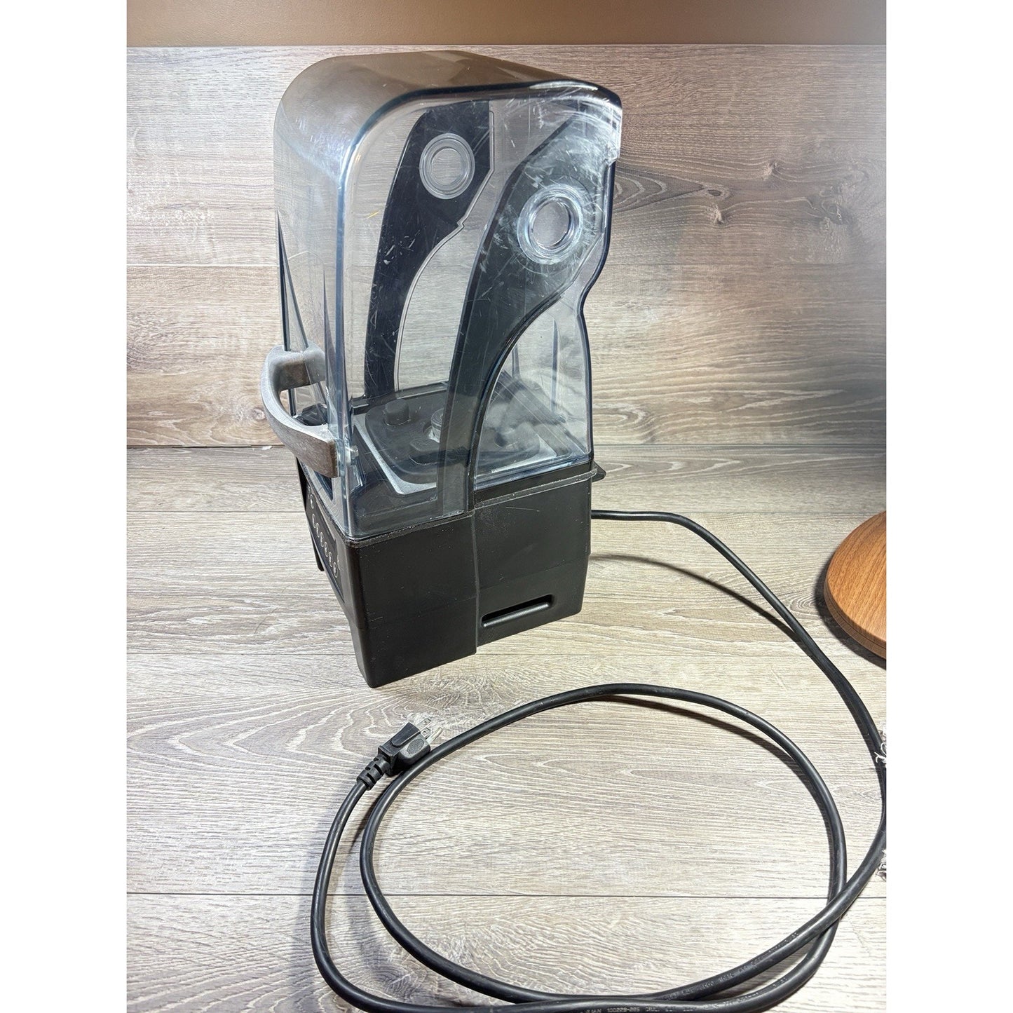 Vitamix Commercial The Quiet One VM0145 Blender Base w/ Sound Enclosure
