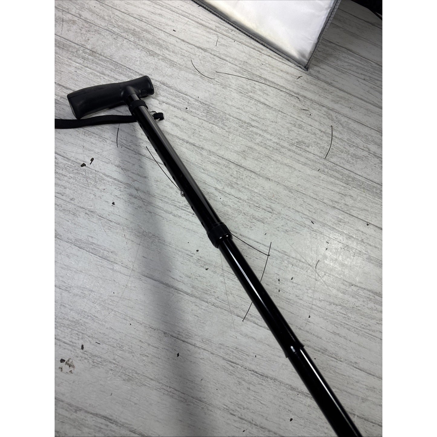 HurryCane Collapsable, Adjustable, Black, T-Handle, 3Point Base, All-Terrain NOB
