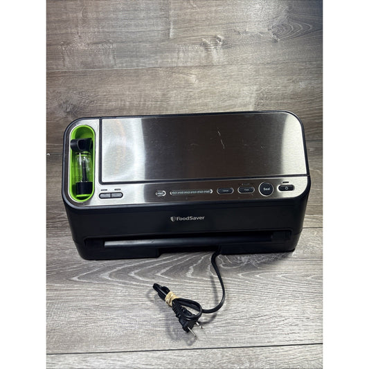 FoodSaver Model V4420 Automatic Vacuum Sealing System - Black & Silver