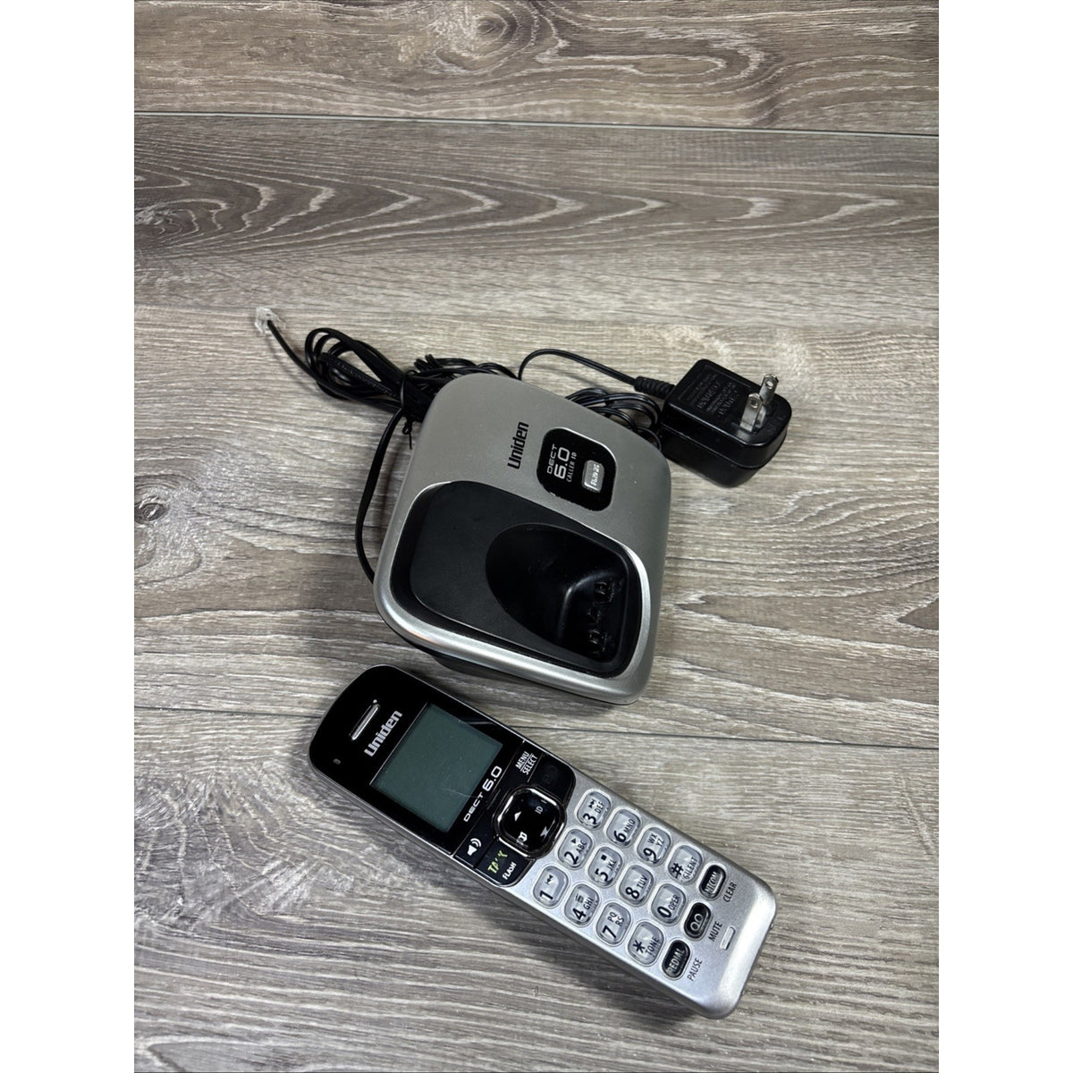 One Uniden D1780 DECT 6.0 Handset Expandable Cordless Phone W/ Charging Dock