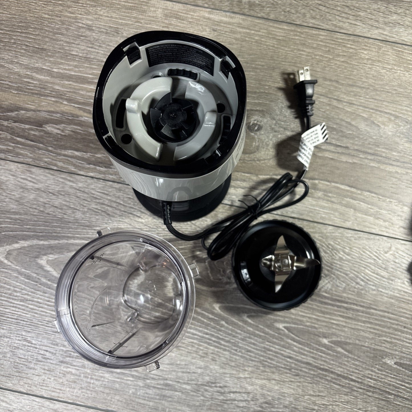 Ninja Nutri Ninja QB3001SS Compact Personal Blender 700W 16oz Cup