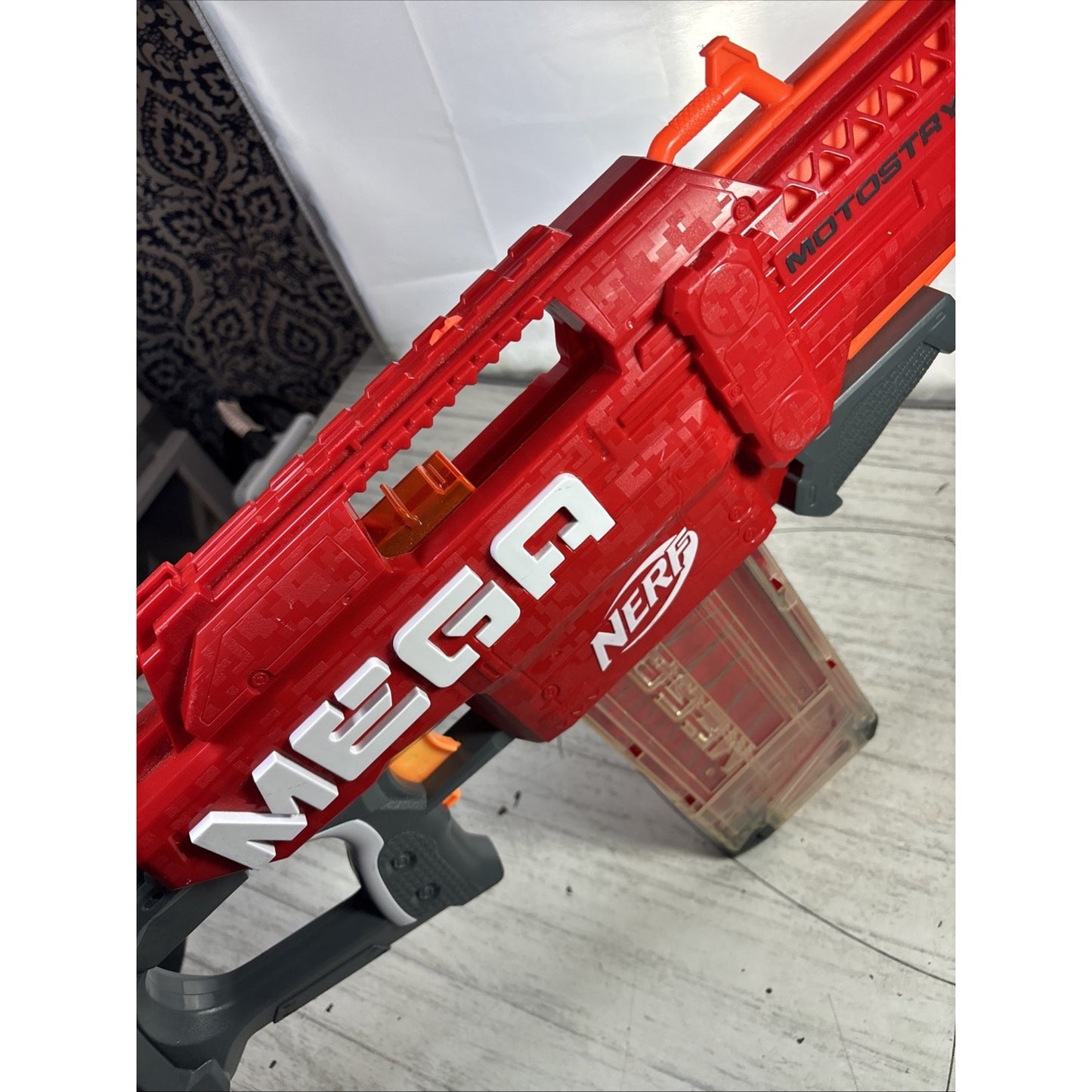 NERF Mega Motostryke Motorized 10 Dart Blaster (E6473) - Red