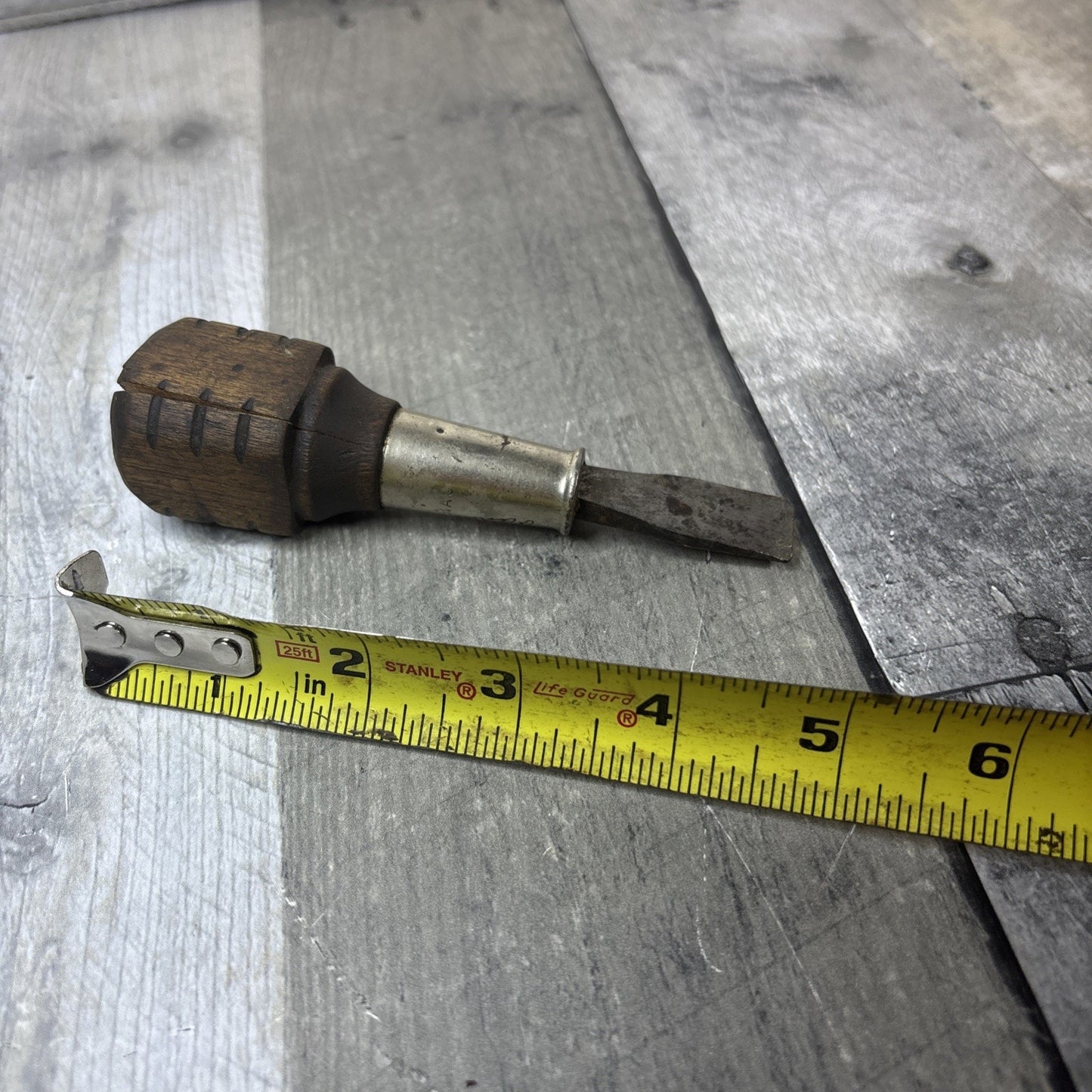 Vintage Mac Tools Slotted Flat Head Screwdriver Wooden Handle Sabina, Ohio USA