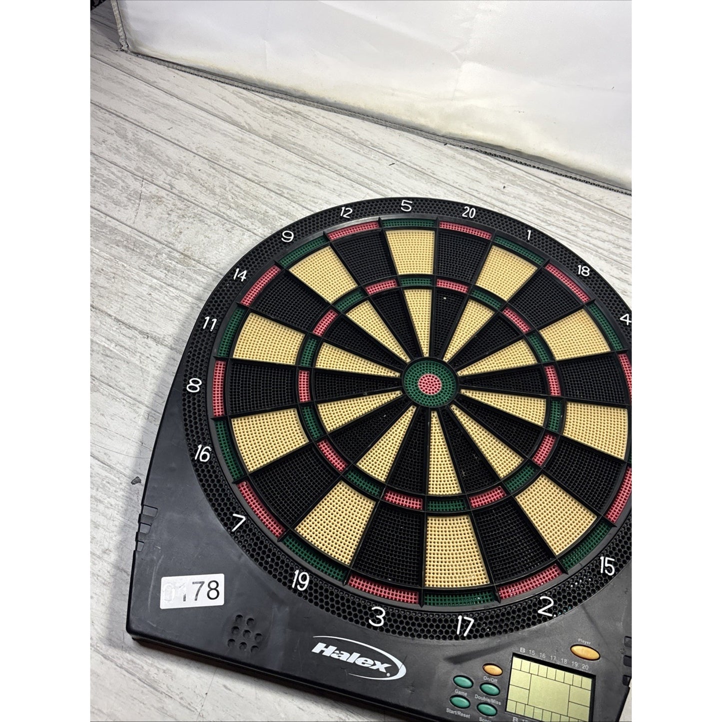 Halex Vintage Electronic Dart Board - Tested Clean & Ready To Use!
