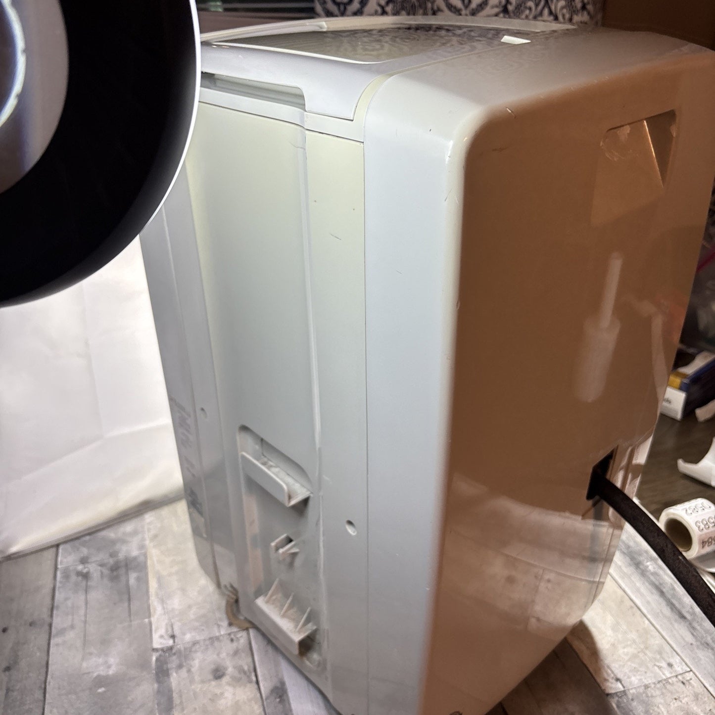 Frigidaire 50 pt Dehumidifier - FDL50S1 - Used